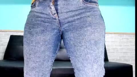 Emily online show from 03/06/25, 11:36