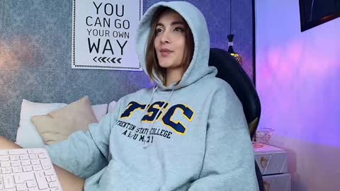 Emily online show from 01/21/25, 06:55