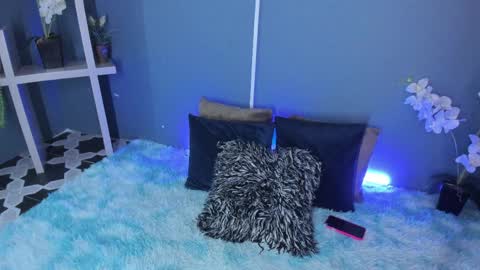 Emily  online show from 04/07/26, 12:33