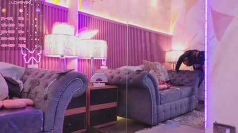 Emily online show from 12/18/24, 12:51