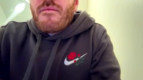 Snapshot of emil2894 chatting on 02/04/26, 09:09 emil2894 online show from 02/04/26, 09:09