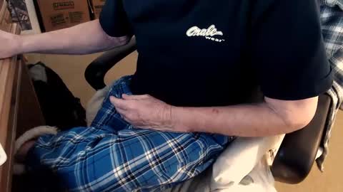 Snapshot of emil_karpo chatting on 01/26/25, 08:56 Terrance1st online show from 01/26/25, 08:56