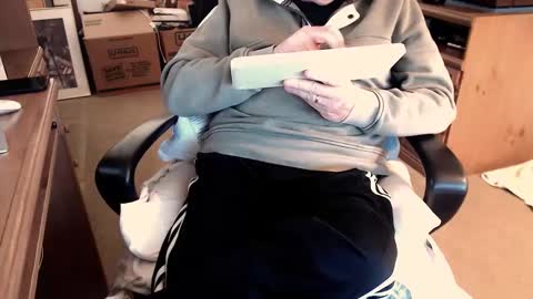 Snapshot of emil_karpo chatting on 03/09/25, 03:49 Terrance1st online show from 03/09/25, 03:49