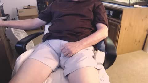 Snapshot of emil_karpo chatting on 03/09/26, 02:54 Terrance1st online show from 03/09/26, 02:54