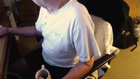 Snapshot of emil_karpo chatting on 06/02/26, 12:40 Terrance1st online show from 06/02/26, 12:40