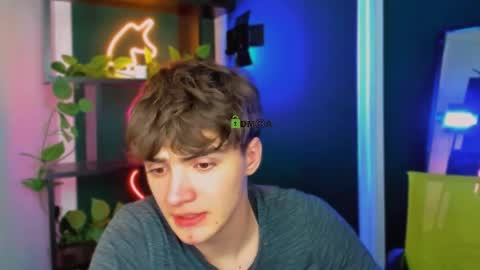 Snapshot of emil_lucky chatting on 04/02/26, 06:38 emil_lucky online show from 04/02/26, 06:38