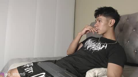 Snapshot of emile_239 chatting on 02/18/25, 03:10 emile_239 online show from 02/18/25, 03:10