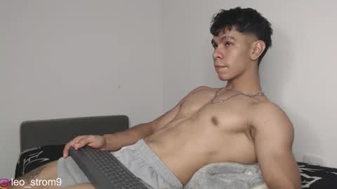 Snapshot of emile_239 chatting on 03/06/25, 01:16 emile_239 online show from 03/06/25, 01:16