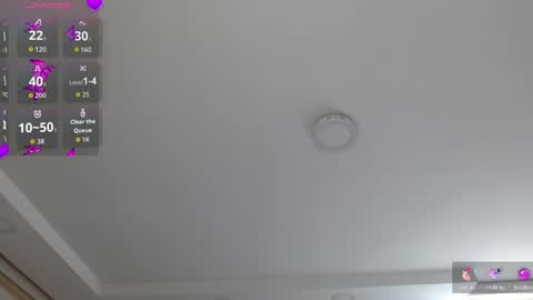 Snapshot of emilee_star chatting on 04/23/26, 03:58 Emilee online show from 04/23/26, 03:58