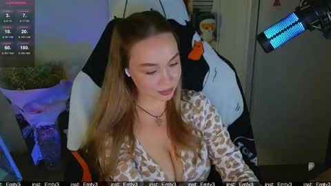 Emili online show from 12/15/25, 02:32