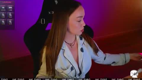 Snapshot of emili1_bc chatting on 03/18/26, 11:57 Emili online show from 03/18/26, 11:57