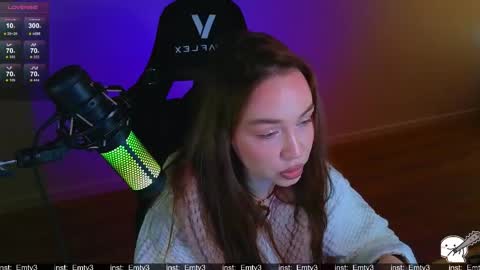 Snapshot of emili1_bc chatting on 03/19/26, 10:41 Emili online show from 03/19/26, 10:41