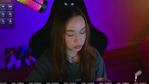 Snapshot of emili1_bc chatting on 04/10/26, 10:42 Emili online show from 04/10/26, 10:42