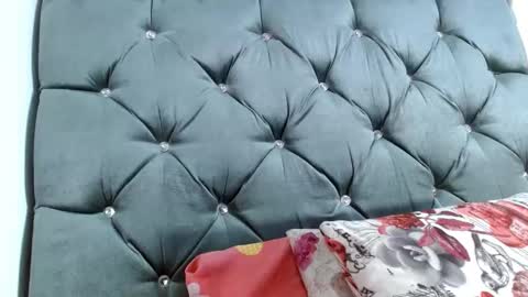 emili riders online show from 02/15/25, 08:44