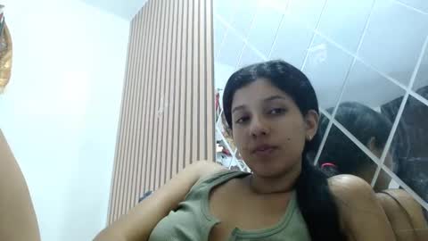 emili riders online show from 02/25/25, 05:52