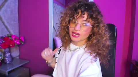 Emy  online show from 09/10/25, 09:59