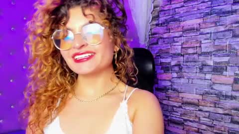 Emy  online show from 09/23/25, 11:19