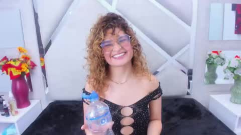 Emy  online show from 10/11/25, 03:06