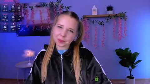 emilia_dark__ online show from 02/09/26, 10:52