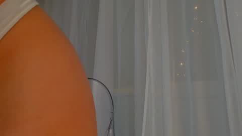 Snapshot of emilia_dream chatting on 01/24/25, 06:35 emilia_dream online show from 01/24/25, 06:35