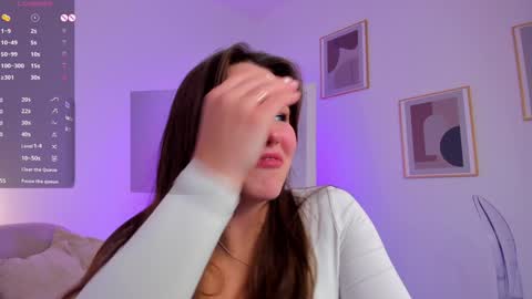 Snapshot of emilia_dream chatting on 02/07/25, 02:37 emilia_dream online show from 02/07/25, 02:37