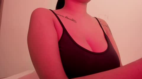 Emilia Big Boobs online show from 12/09/24, 04:45