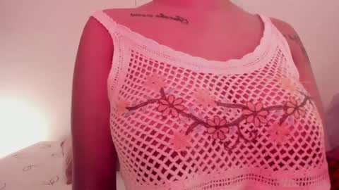 Emilia Big Boobs online show from 12/24/24, 08:16