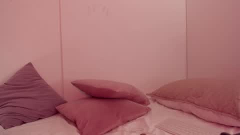 Emilia Big Boobs online show from 12/28/24, 05:35