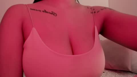 Emilia Big Boobs online show from 12/31/24, 08:02