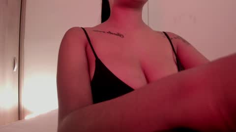 Emilia Big Boobs online show from 01/27/25, 07:13