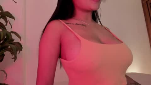 Emilia Big Boobs online show from 03/03/25, 06:12