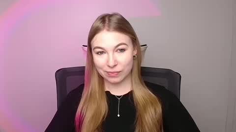 Emilia online show from 02/07/25, 06:03