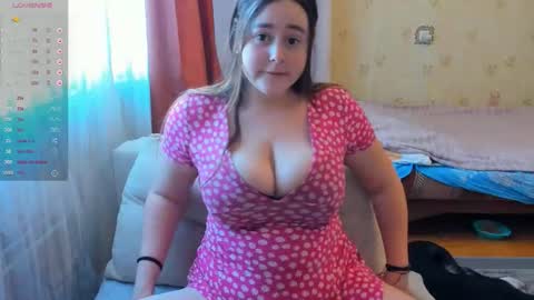 Emilia online show from 02/28/26, 09:21