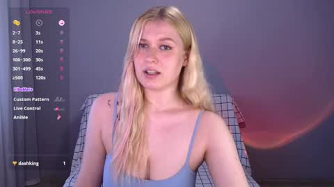 Snapshot of emiliaduchess chatting on 07/17/26, 12:34 Amili online show from 07/17/26, 12:34