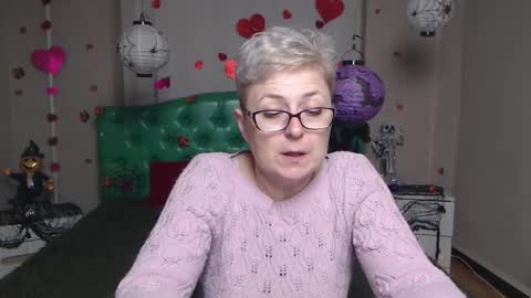 EmiliaGree online show from 11/15/25, 06:37