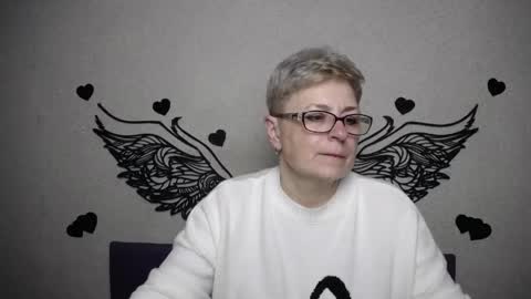 Snapshot of emiliagree chatting on 03/22/26, 06:00 EmiliaGree online show from 03/22/26, 06:00