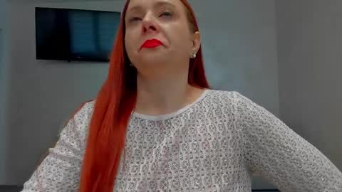 Snapshot of emilianna666 chatting on 04/15/26, 09:16 Emiliana online show from 04/15/26, 09:16