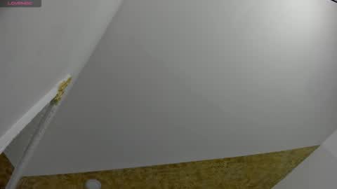 Snapshot of emiliarose_ chatting on 02/22/26, 08:18 EmiliaRose online show from 02/22/26, 08:18