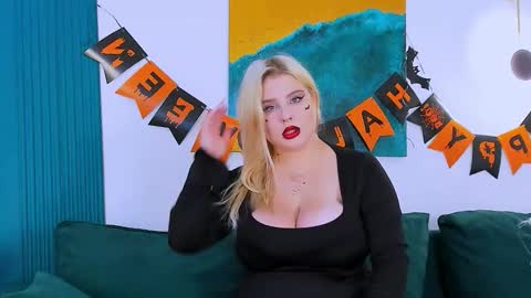 emiliastanley online show from 10/27/25, 06:06