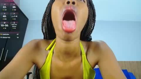 Snapshot of emilibonnie chatting on 04/06/26, 11:16 emilibonnie online show from 04/06/26, 11:16