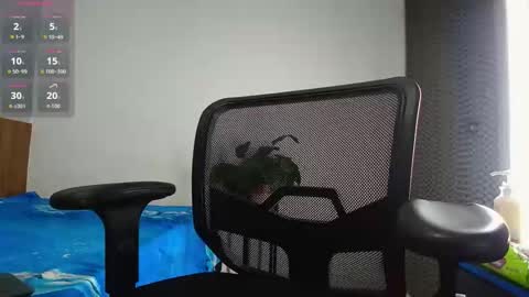 Snapshot of emilibonnie chatting on 04/09/26, 10:37 emilibonnie online show from 04/09/26, 10:37