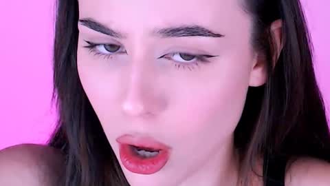 Snapshot of emilieliot chatting on 02/12/26, 07:42 Emily online show from 02/12/26, 07:42