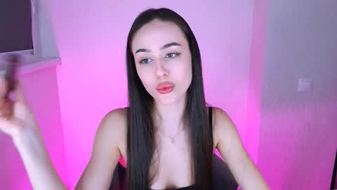 Snapshot of emilieliot chatting on 03/09/26, 06:12 Emily online show from 03/09/26, 06:12