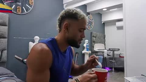 Snapshot of emilio_brandon chatting on 07/17/26, 10:55 Emilio online show from 07/17/26, 10:55