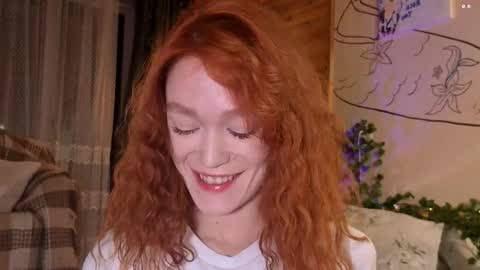 Snapshot of emiliyafox chatting on 02/24/26, 02:09 Emi online show from 02/24/26, 02:09