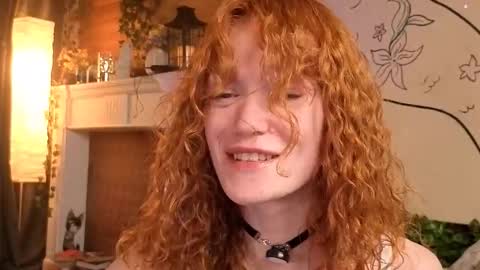 Snapshot of emiliyafox chatting on 02/25/26, 01:15 Emi online show from 02/25/26, 01:15