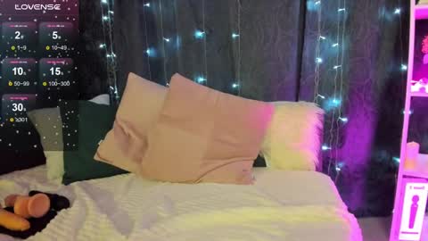 Emiliya online show from 01/25/25, 11:34