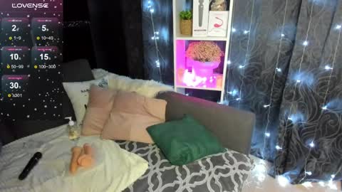 Emiliya online show from 02/01/25, 11:54