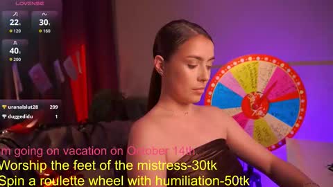  Emiliya  online show from 10/08/25, 01:09