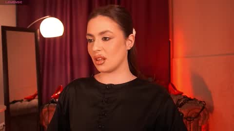  Emiliya  online show from 12/02/25, 01:05